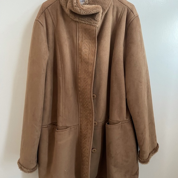 Mens Maksa Jacket - Picture 2 of 2